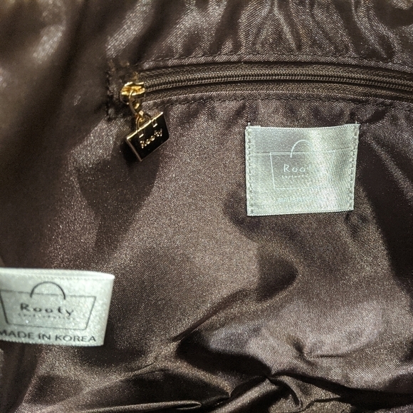 NWT Rooty Pink Leather Handbag from South Korea - Picture 4 of 6